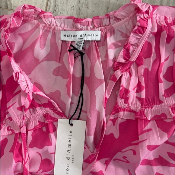 pink floral blouse - Picture 2 of 2